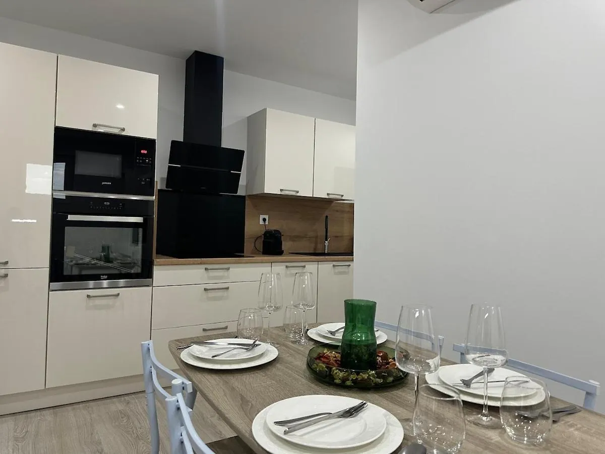 Appartement Cosy Parking Prive Tarbes