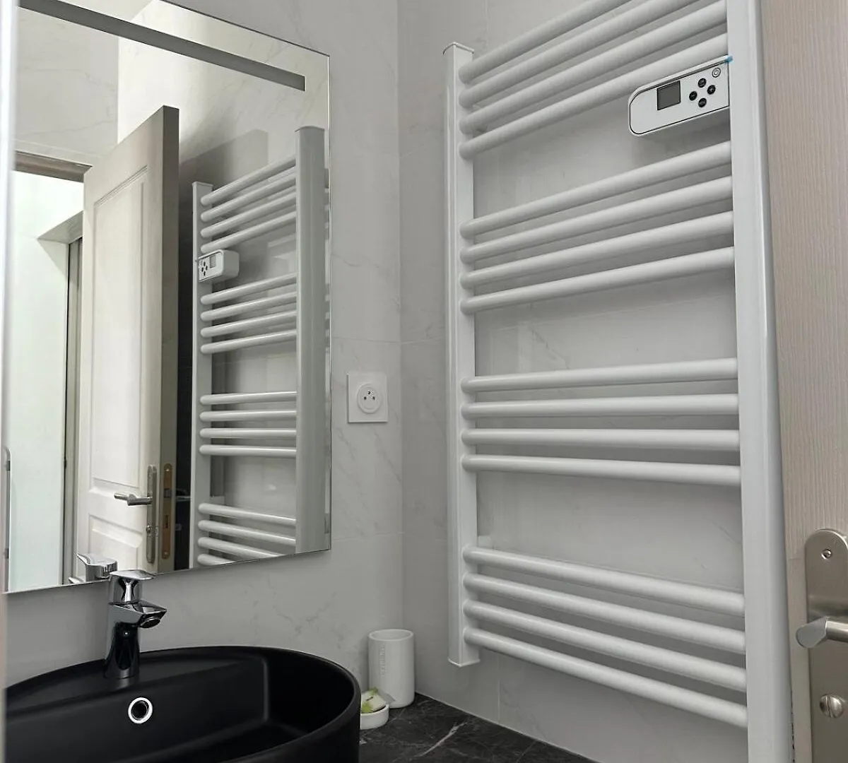 Appartement Cosy Parking Prive Tarbes